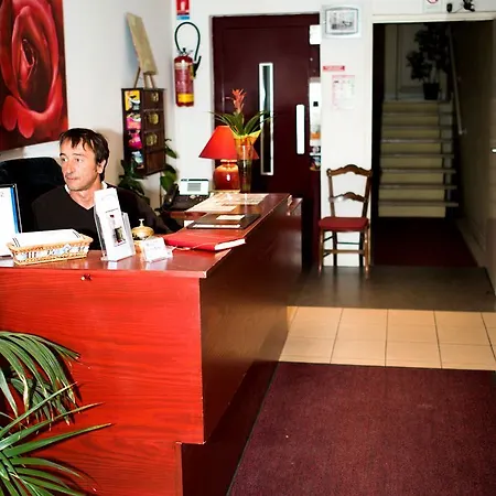 فندق De Jouvence 3*