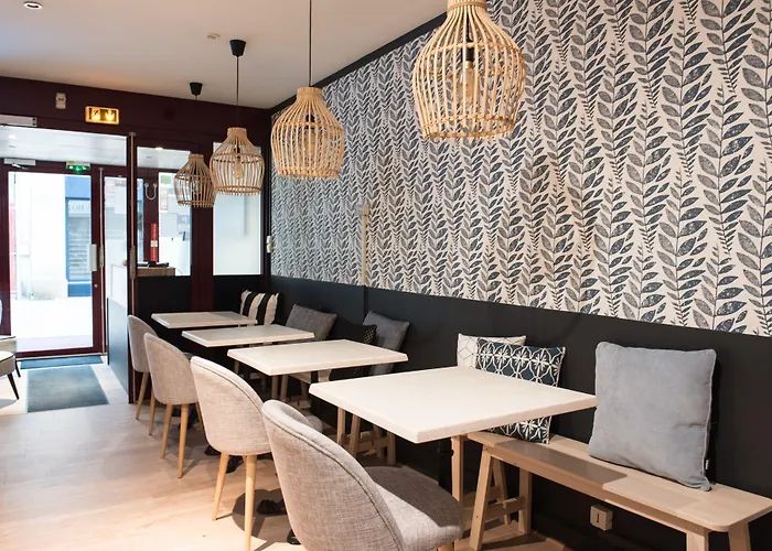 De Jouvence Отель